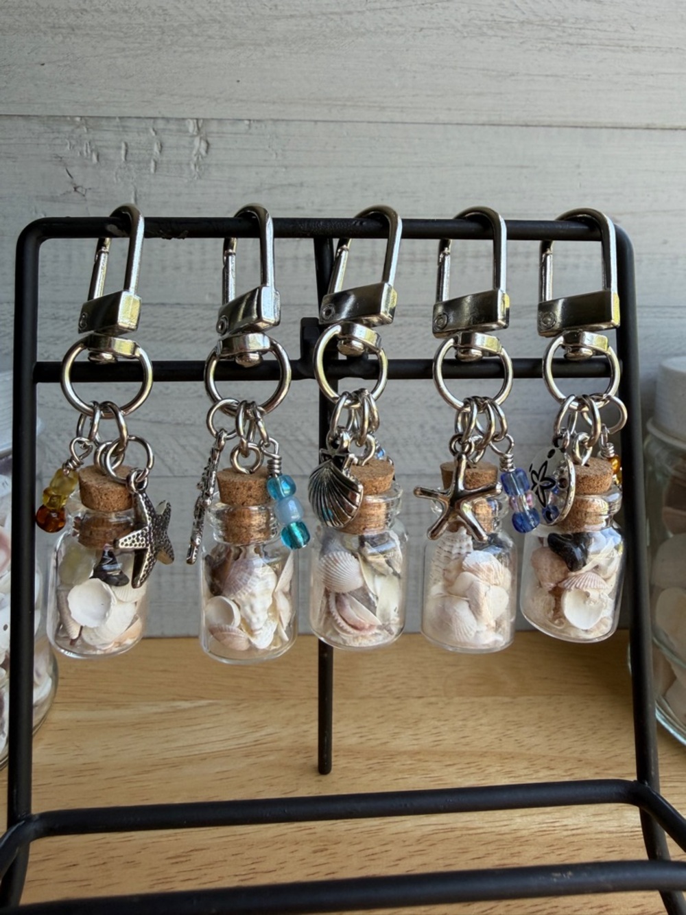 Set of 5 Mini Glass Jars w/Shells & Shark Teeth Bag Charm Keychain – Handmade - Picture 4 of 5